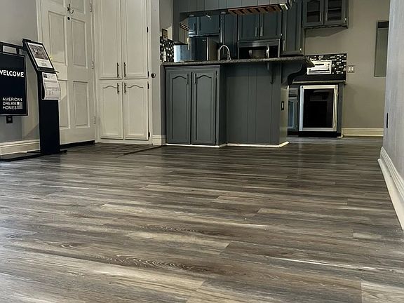 4th image of 4514 51st St APT 2