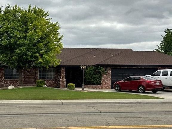 3rd image of 1313 McKee Rd