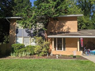 103 Case Ln, Oak Ridge, TN 37830