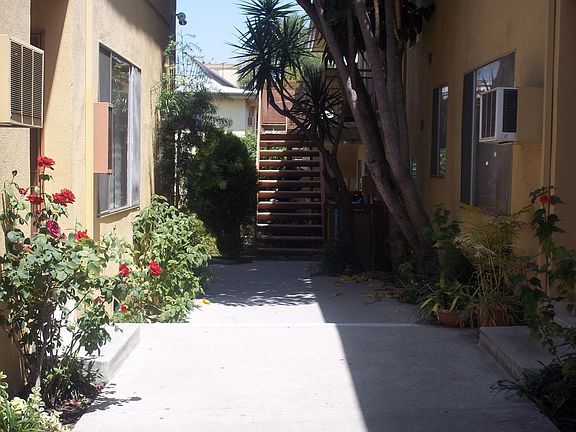 2nd image of 5430 Corteen Pl APT 42