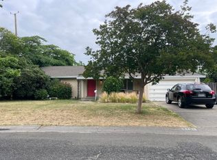 2451 Saint Francis Dr, Sacramento, CA 95821