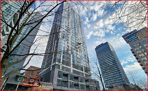 65 Mutual St Photo 1