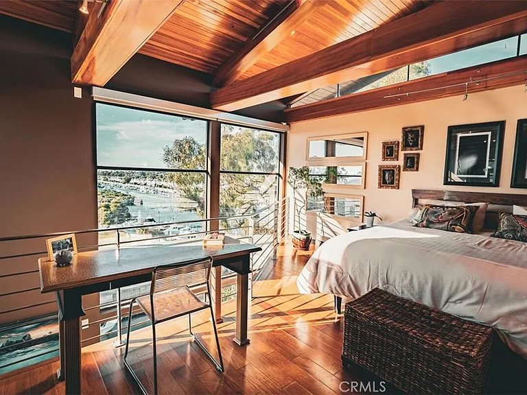 5327 Marina Pacifica Dr #KEY19 — Photo 14