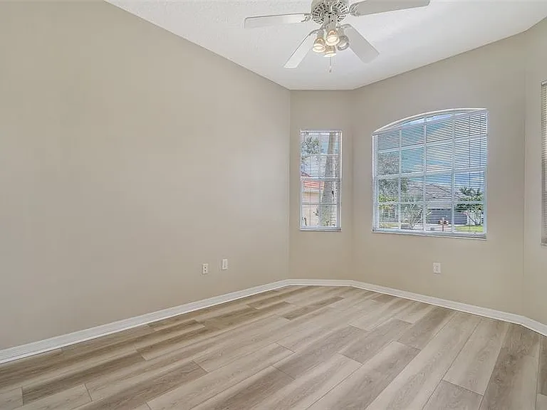 5939 Sandstone Ave — Photo 10