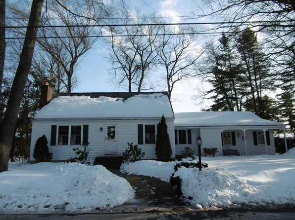 7 Seabee Street, Bedford, NH 03110