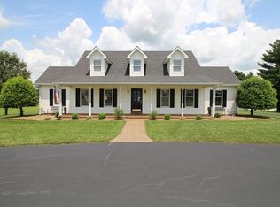 970 W Main St, Auburn, KY 42206