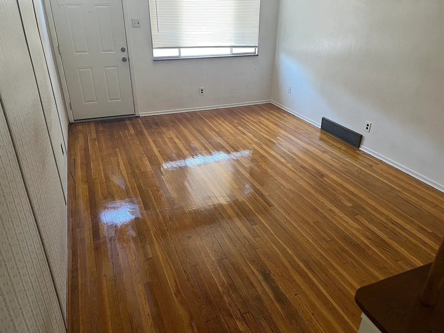 2 bed, 805 sqft, $1,500 — Photo 4