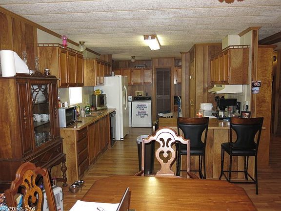 5th image of 306 Grandstaff Dr