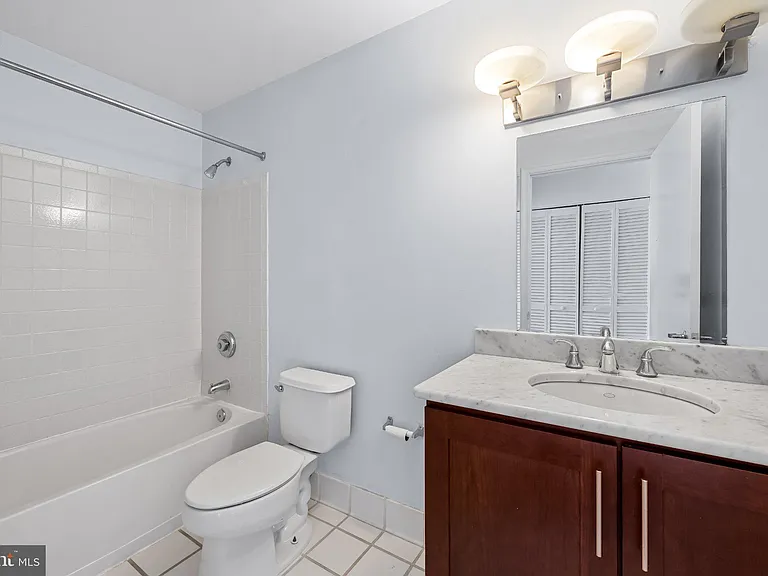 2702 Lighthouse Point E #E-738 — Photo 20