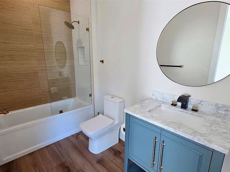 1156 Cocoanut Ave — Photo 50