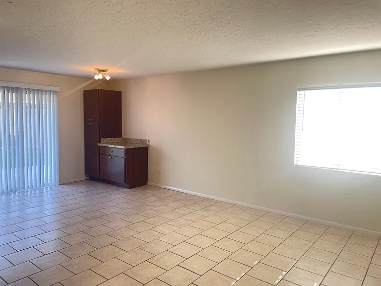 1660 W Natal Ave — Photo 4