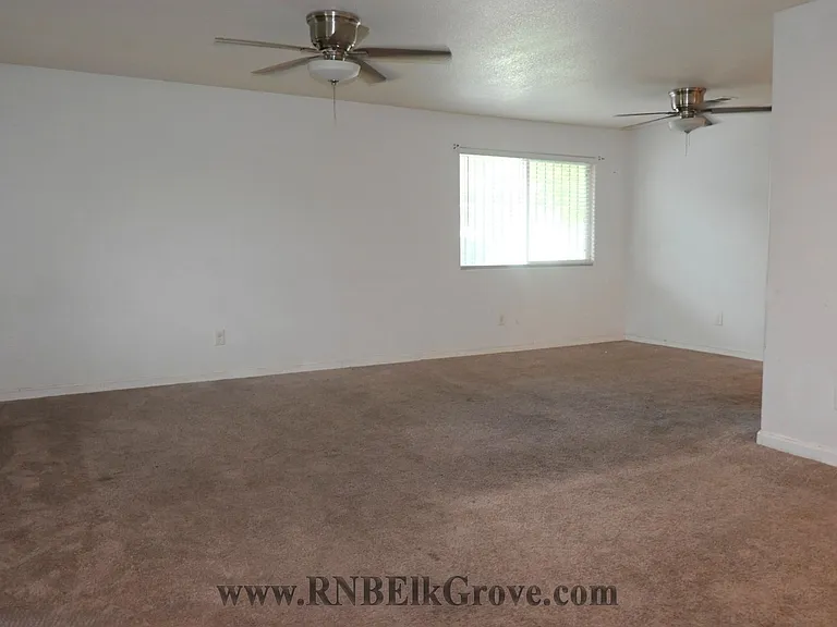 2271 E Church St — Photo 13