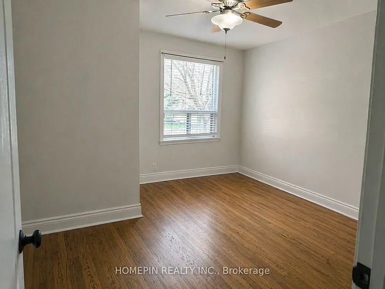 111 Sharpe St — Photo 8