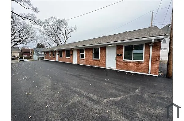 Building Photo - 814 Easton St #A