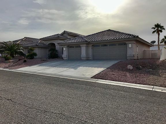 2nd image of 2416 E George Ln