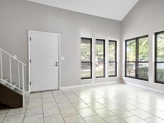2nd image of 4362 Tavistock Cir