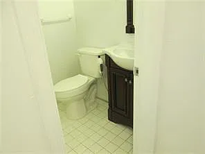 2270 NE 68th St #1907 — Photo 8