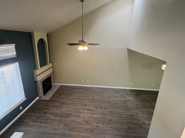 2200 Mars Ave APT 11