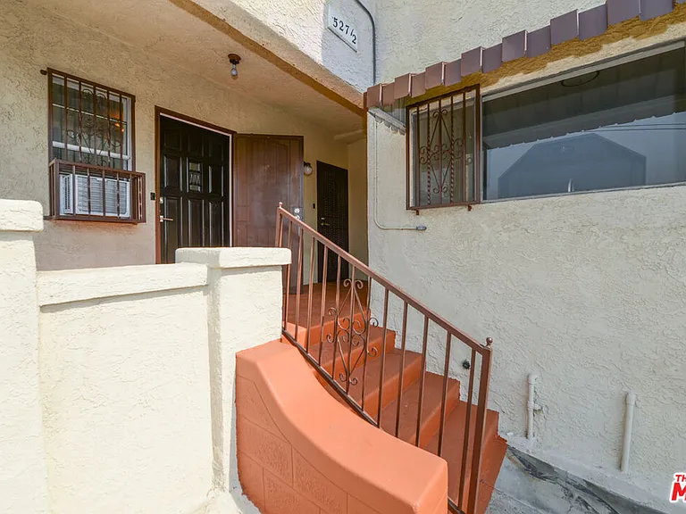 527 N Cummings St — Photo 12