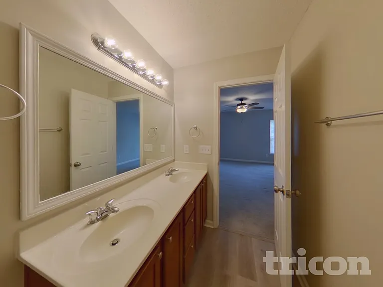 164 Pacific Ave — Photo 9