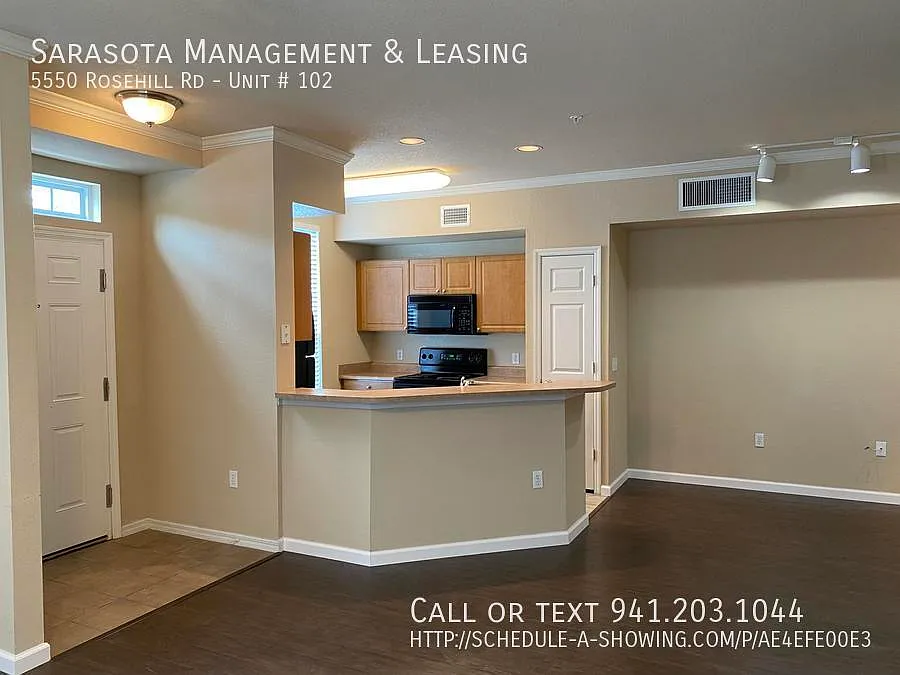 Ground Floor 1 Bedroom 1 Bath Condo in Admirals Walk — Photo 4