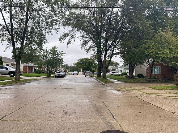 5th image of 24510 Dale Ave