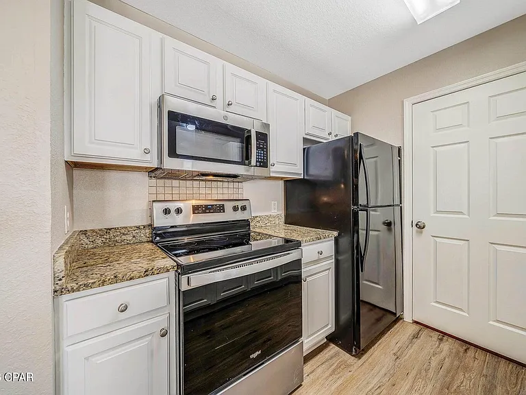 609 Cape Cod Dr — Photo 11