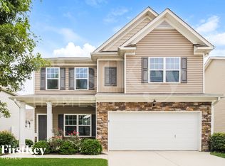 207 Hill Crest Cir, Hiram, GA 30141