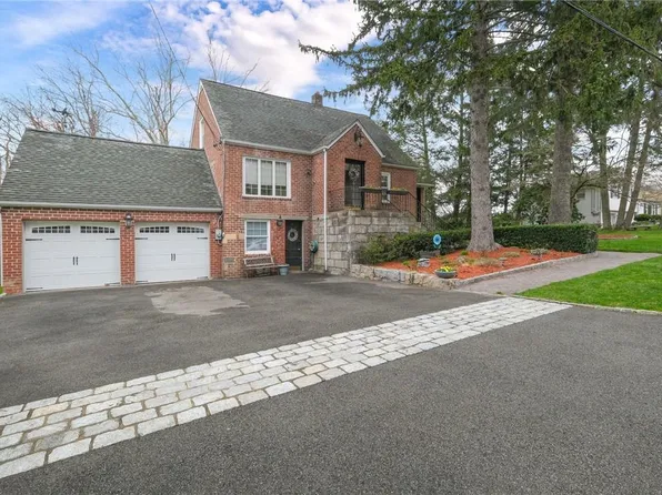 8 Watson Street, Cortlandt Manor, NY 10567