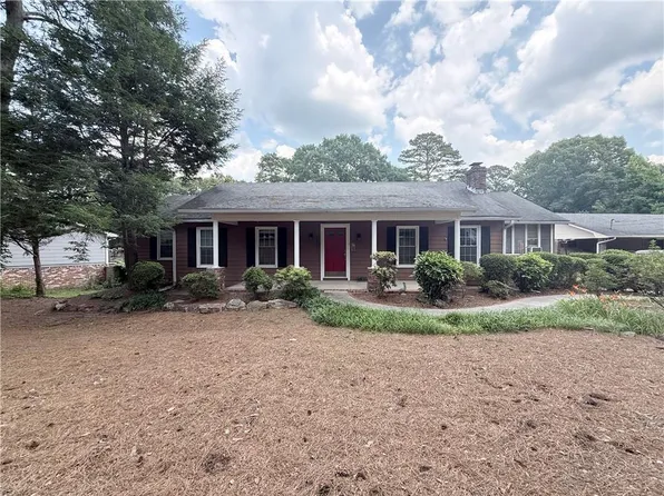 3033 Riviera Dr NW, Conyers, GA 30012