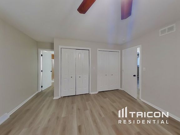 5th image of 869 Oakwood Dr