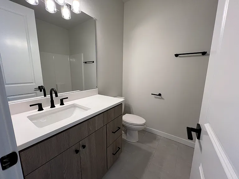 L0533 - D - Reed Place Condos — Photo 19