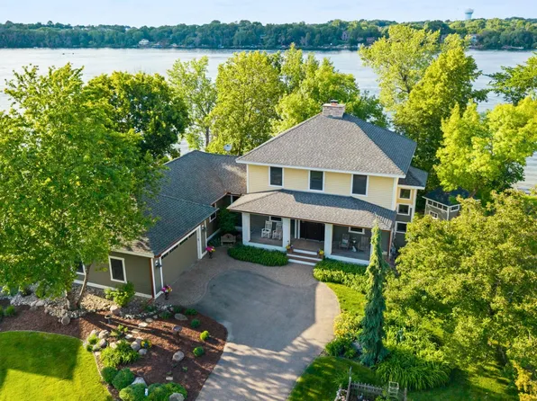5488 Fairlawn Shores Trl SE, Prior Lake, MN 55372