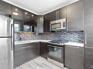 160 Nesbit St APT 2, Weehawken, NJ 07086