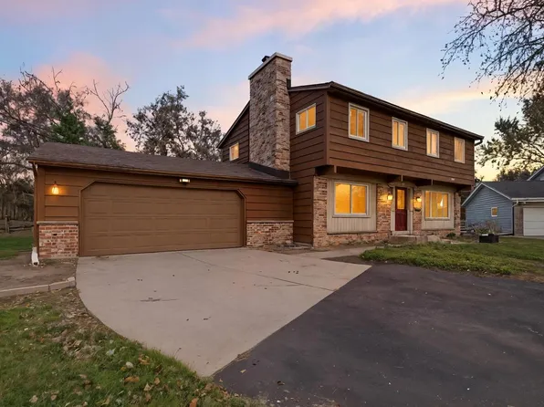 1334 West Paradise COURT, Glendale, WI 53209