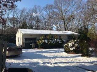 175 Oak Ave, Flanders, NY 11901