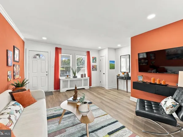 6516 Wister St, Philadelphia, PA 19138