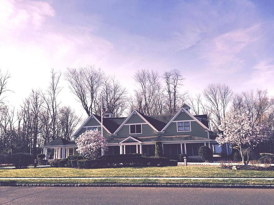 2nd image of 78 Thornbrooke Dr