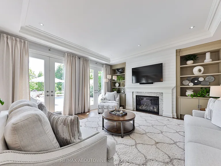 408 Saville Cres — Photo 14