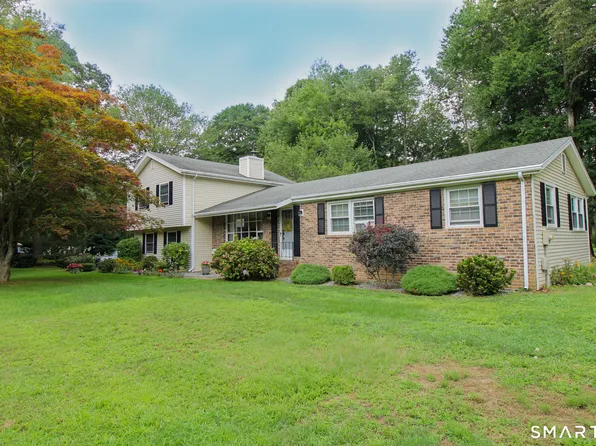 50 Carriage Drive Extension, Clinton, CT 06413