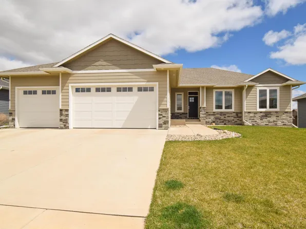 4112 N Astoria Dr, Sioux Falls, SD 57107
