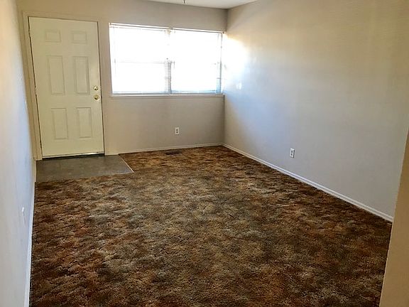 2nd image of 929 N Fairlawn Cir E