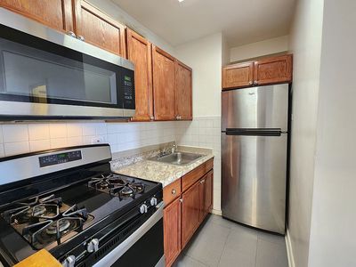 2104 Holland Ave APT 5D, Bronx, NY, 10462
