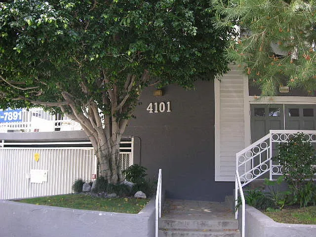 353 — Photo 20
