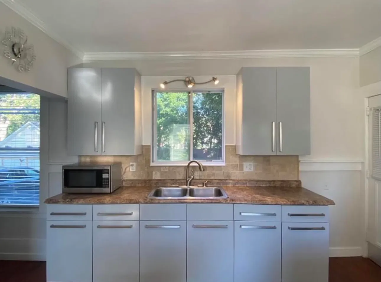 2 bed, $1,600 — Photo 1