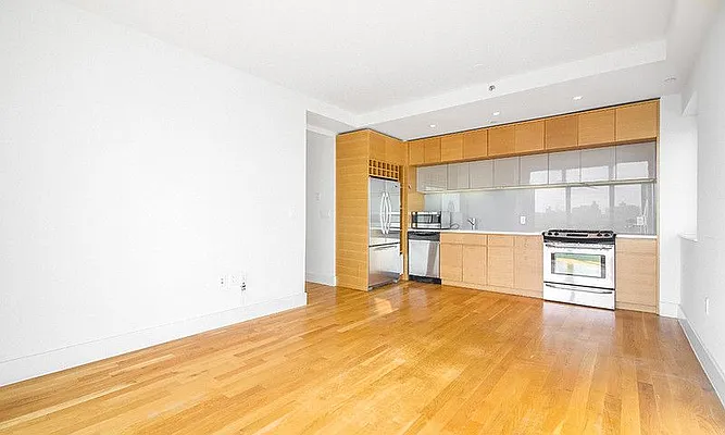 Rented by Mirador Real Estate | media 50