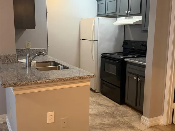 3919 Fairmont Pkwy APT 205, Pasadena, TX 77504