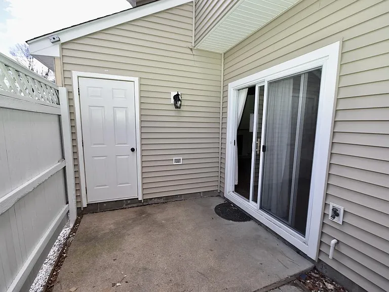 2233 Westsail Ln — Photo 3