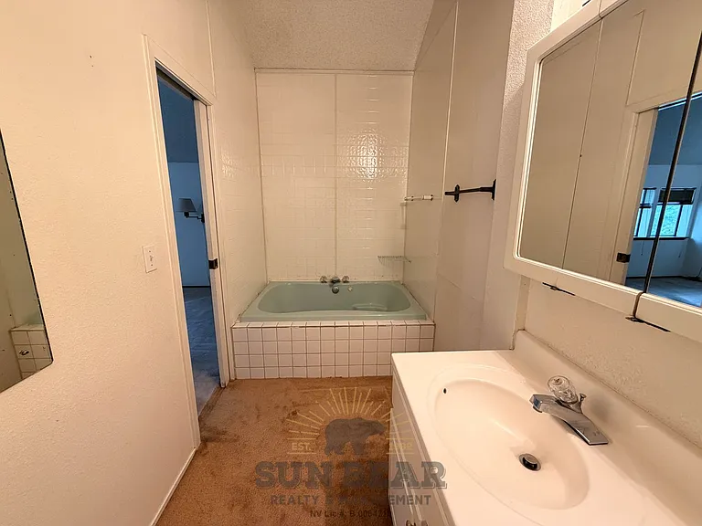 770 Southwood Blvd #8 — Photo 7