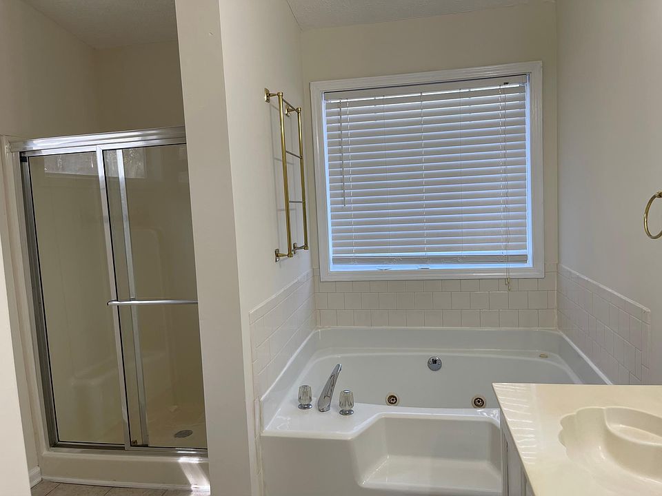 1st image of 1475 Wheatfield Dr